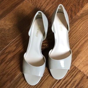 Pumps patent heels nude beige peep toe shoes